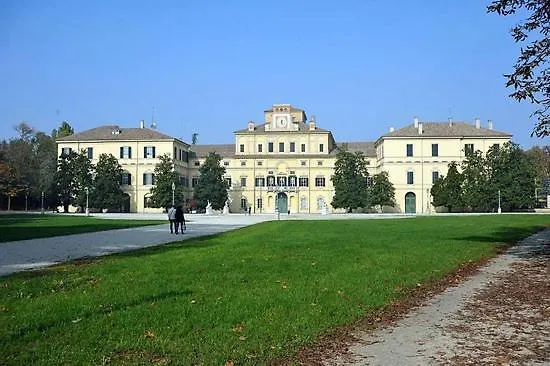 Apartment Palazzo Altavilla Deluxe Parma